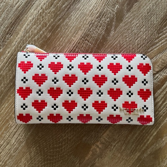 kate spade Handbags - Kate Spade Pixel Heart Wallet